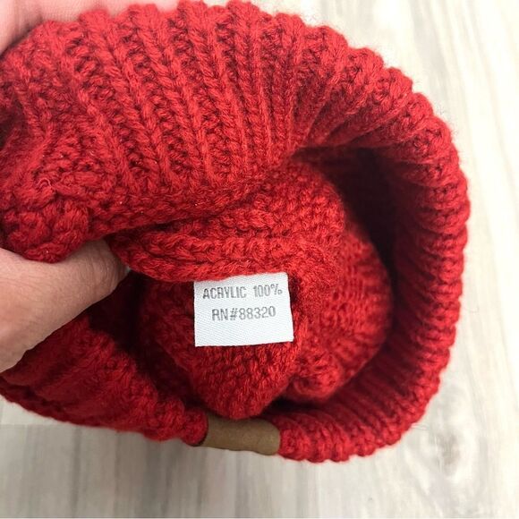 C.C Hat Women’s OS Red Ribbed Knit Beanie - Picture 5 of 5